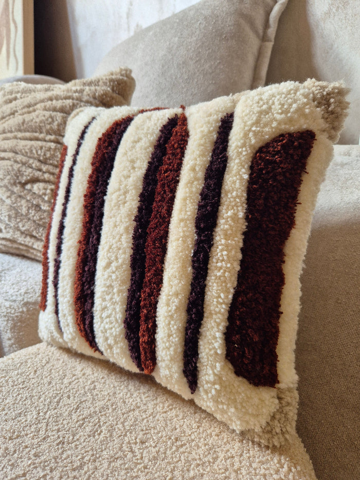 Coussin Inspiration en laine réalisé à la main par Maison Laëne