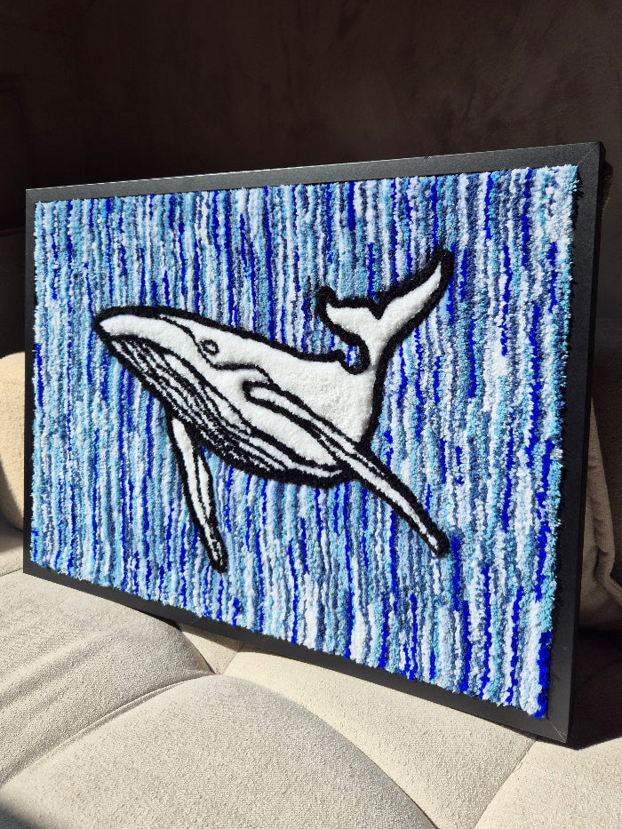 Tableau Whale en laine réalisé à la main par Maison Laëne