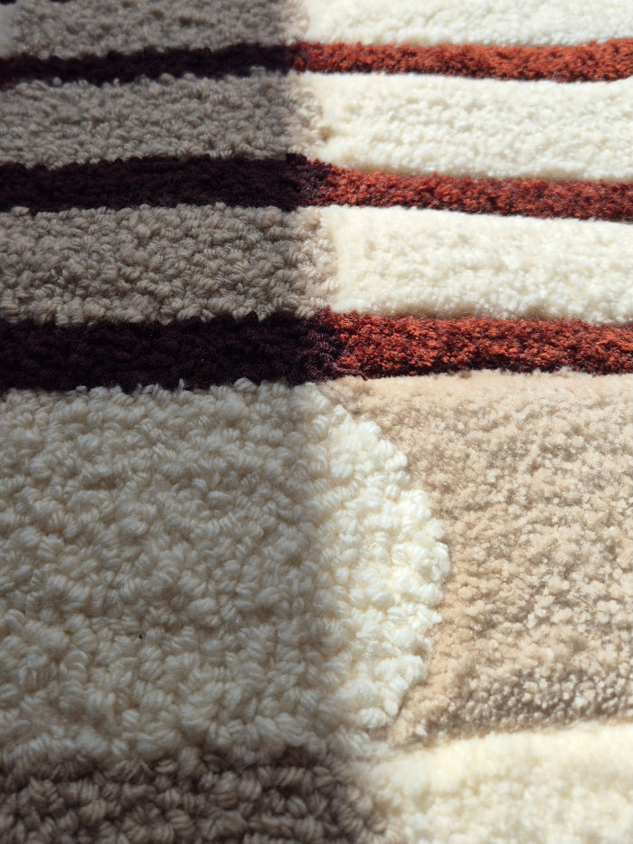 Tapis Hybride en laine réalisé à la main par Maison Laëne