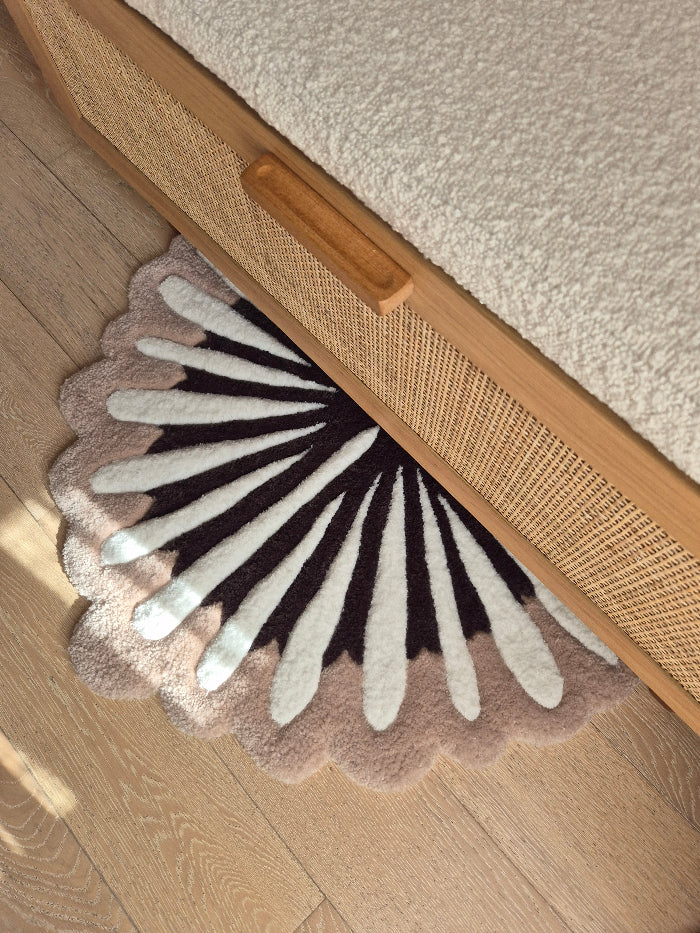 Tapis Ombelle en laine réalisé à la main par Maison Laëne