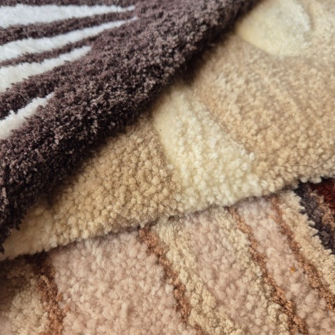 Plusieurs tapis réalisée à la main par Maison Laëne