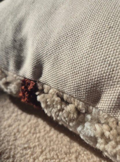 Coussin Inspiration en laine réalisé à la main par Maison Laëne