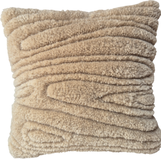 Coussin Sillage en laine réalisé à la main par Maison Laëne